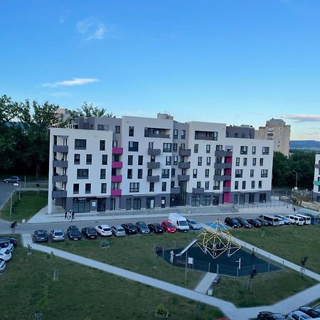 Apartament Na Letniej Z Duzym Tarasem Z Widokiem Na Gory Klodzko Bagian luar foto