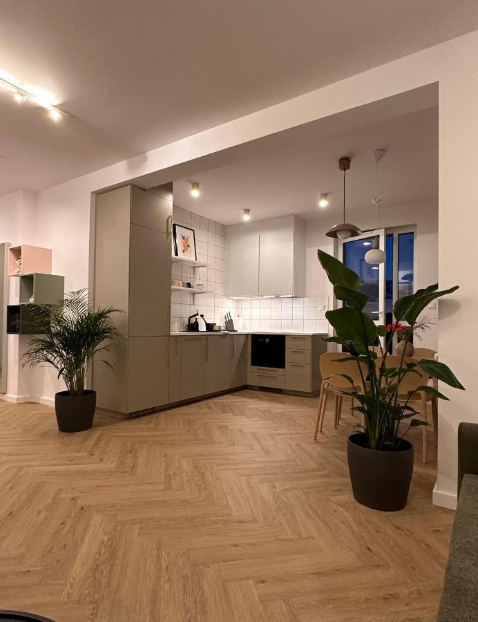 Apartament Na Letniej Z Duzym Tarasem Z Widokiem Na Gory Klodzko Bagian luar foto