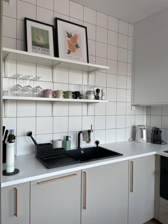 Apartament Na Letniej Z Duzym Tarasem Z Widokiem Na Gory Klodzko Bagian luar foto